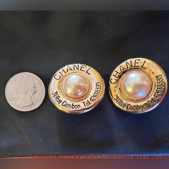 Chanel 31 Rue Cambon Vintage Clip Earrings - Picture 6 of 6